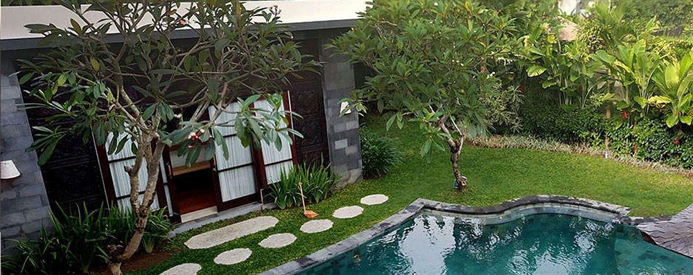 Villa Fanisa Kuta  Exterior photo