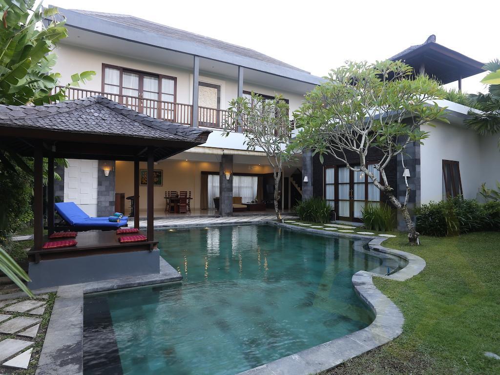 Villa Fanisa Kuta  Room photo
